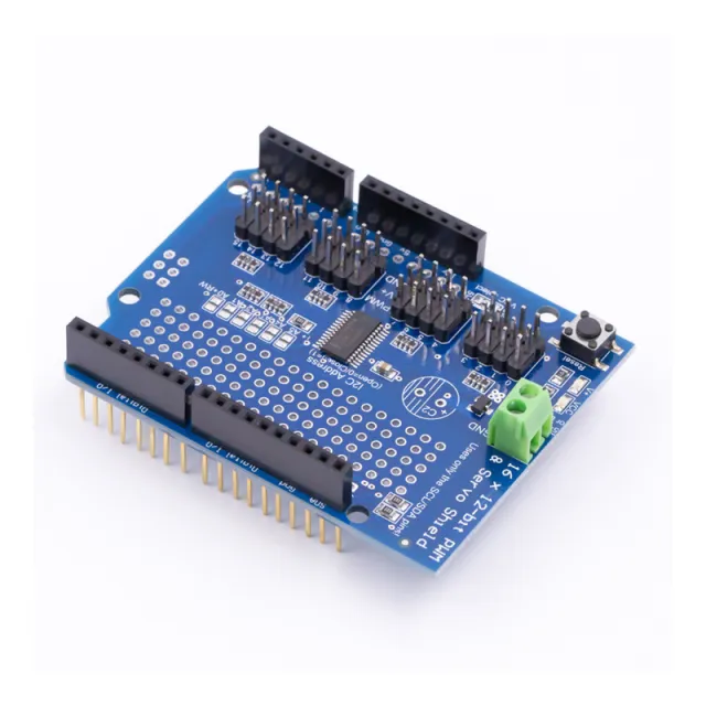 16kanálový 12bitový PWM a Servo shield s rozhraním I2C pro Arduino UNO R3